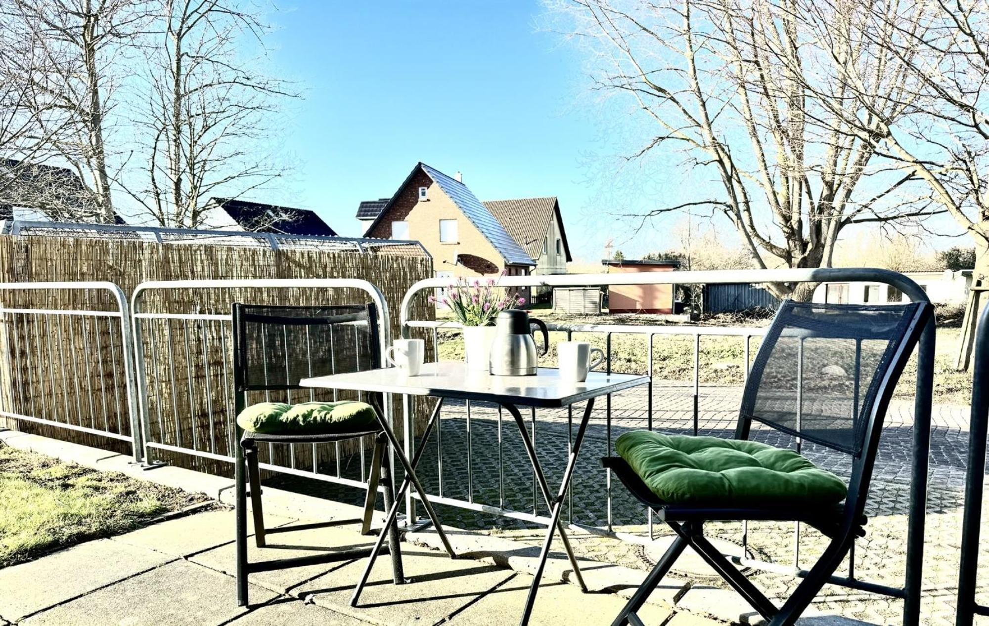 F-1010 Strandhaus Moenchgut Bed&Breakfast Dz 28 Terrasse Strandnah, Inkl Fruehstueck Lobbe Exterior foto